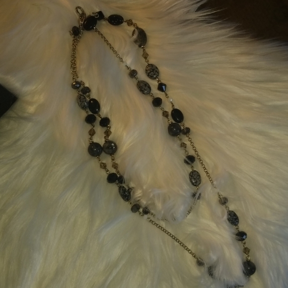 Talbots Necklace - Picture 2 of 4